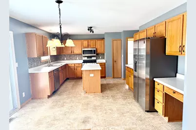 2507 Ridgefield Drive, Belvidere, IL 61008 - Photo 6