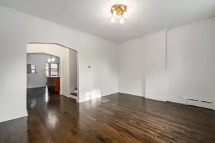 11334 S St Lawrence Ave, Chicago, IL 60628 - Photo 4