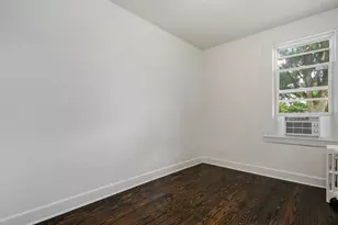11334 S St Lawrence Ave, Chicago, IL 60628 - Photo 14