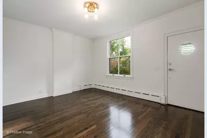 11334 S Saint Lawrence Avenue, Chicago, IL 60628 - Photo 2