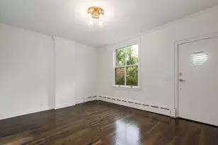 11334 S St Lawrence Ave, Chicago, IL 60628 - Photo 2