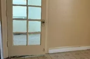 7518 S Eberhart Ave, Chicago, IL 60619 - Photo 4