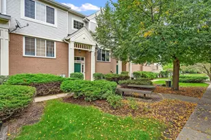 2124 W Concord Ln, Addison, IL 60101 - Photo 1
