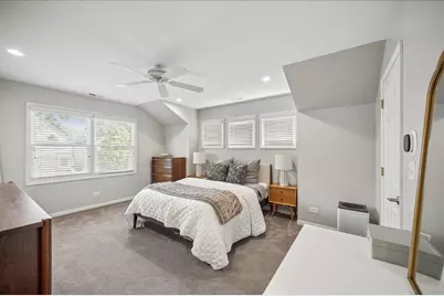 1105 Blackthorn Lane, Northbrook, IL 60062 - Photo 16
