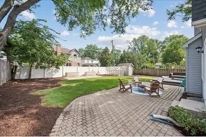 1105 Blackthorn Lane, Northbrook, IL 60062 - Photo 24