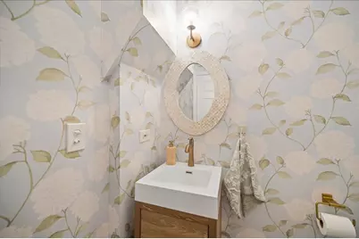 1105 Blackthorn Lane, Northbrook, IL 60062 - Photo 14