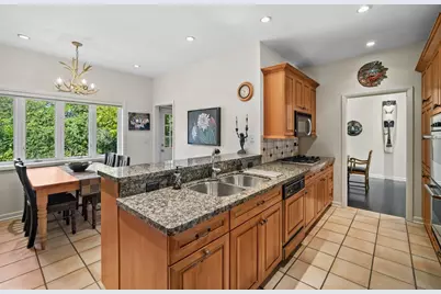 358 Hastings Avenue, Highland Park, IL 60035 - Photo 6