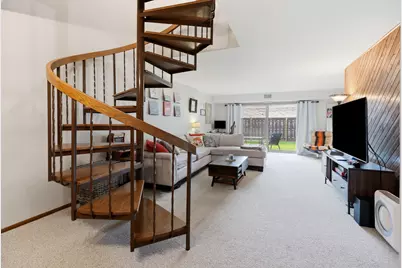 821 Oakton Street #104, Elk Grove Village, IL 60007 - Photo 6