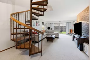 821 Oakton St, Elk Grove Village, IL 60007 - Photo 6