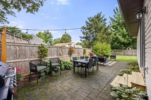 347 Danbury Dr, Naperville, IL 60565 - Photo 24