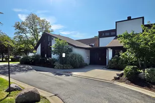 104 Lilac Ct, Rolling Meadows, IL 60008 - Photo 24
