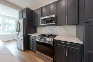 1901 W Berwyn Ave, Chicago, IL 60640 - Photo 16