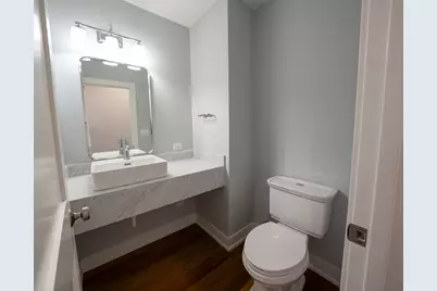 1901 W Berwyn Avenue, Chicago, IL 60640 - Photo 8
