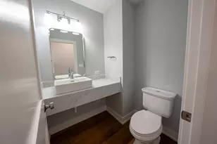 1901 W Berwyn Ave, Chicago, IL 60640 - Photo 8