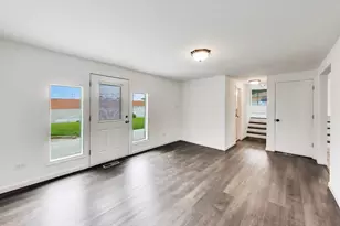10128 Parke Ave, Oak Lawn, IL 60453 - Photo 10