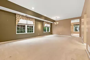 13565 Lehigh St, Huntley, IL 60142 - Photo 2