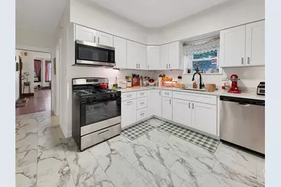 5051 W Berenice Avenue, Chicago, IL 60641 - Photo 6
