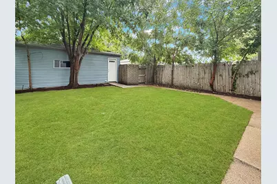 5051 W Berenice Avenue, Chicago, IL 60641 - Photo 32