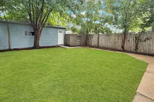 5051 W Berenice Ave, Chicago, IL 60641 - Photo 32