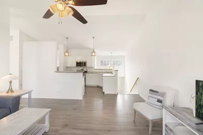 207 Nicole Drive #E, South Elgin, IL 60177 - Photo 6