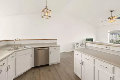 207 Nicole Drive #E, South Elgin, IL 60177 - Photo 8
