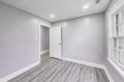 3 S Calumet Avenue, Aurora, IL 60506 - Photo 14