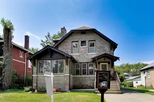 10530 S Leavitt St, Chicago, IL 60643 - Photo 2