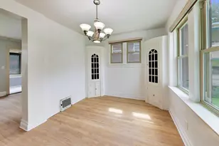 10530 S Leavitt St, Chicago, IL 60643 - Photo 8