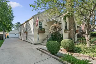 1220 Kenmore Ave, Joliet, IL 60435 - Photo 1
