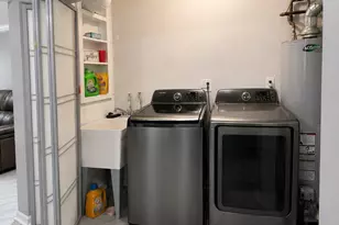 127 Nashua St, Park Forest, IL 60466 - Photo 14