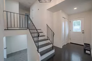 291 Division St, Melrose Park, IL 60160 - Photo 10