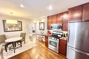 5536 N Major Ave, Chicago, IL 60630 - Photo 8
