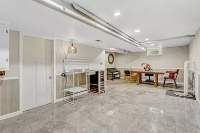 8146 Lowell Avenue, Skokie, IL 60076 - Photo 10
