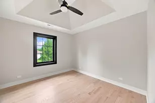9233 Crescent Ct, Oak Lawn, IL 60453 - Photo 28
