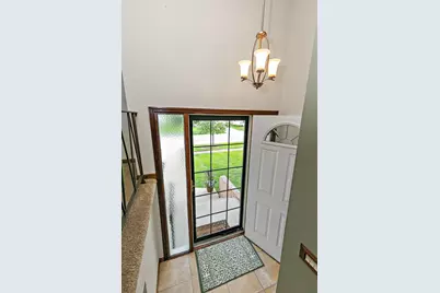 1804 Syracuse Lane, Schaumburg, IL 60193 - Photo 4