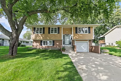 1804 Syracuse Lane, Schaumburg, IL 60193 - Photo 2