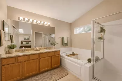 5450 Alexandria Drive, Lake in the Hills, IL 60156 - Photo 14