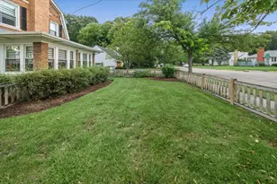 432 Colville Pl, Waukegan, IL 60085 - Photo 4