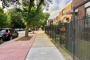 816 S Laflin St, Chicago, IL 60607 - Photo 2