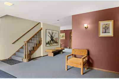 7300 Fairview Avenue #206, Downers Grove, IL 60516 - Photo 4