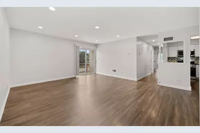 7300 Fairview Avenue #206, Downers Grove, IL 60516 - Photo 6
