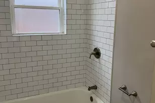 6730 Valley View Rd, Hanover Park, IL 60133 - Photo 8
