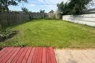 6730 Valley View Rd, Hanover Park, IL 60133 - Photo 14