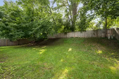 409 Vana Drive, Carpentersville, IL 60110 - Photo 22