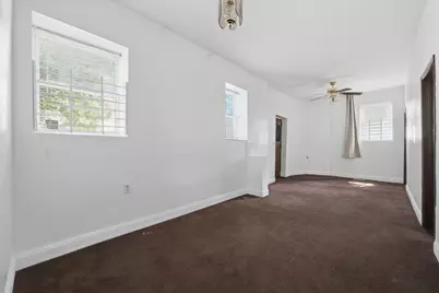 2500 W Walton Street, Chicago, IL 60622 - Photo 12