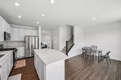 1109 Atterberg Road #4102, South Elgin, IL 60177 - Photo 4