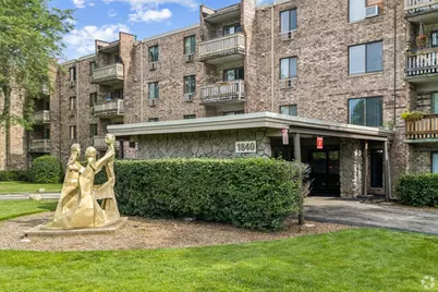 1840 N Delany Road #122, Gurnee, IL 60031 - Photo 1