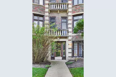 426 S Austin Boulevard #3S, Oak Park, IL 60304 - Photo 2
