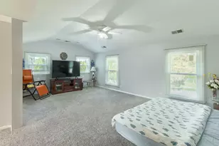 520 Highland Grove Dr, Buffalo Grove, IL 60089 - Photo 10