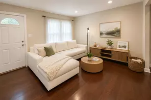 1693 Linden St, Des Plaines, IL 60018 - Photo 2